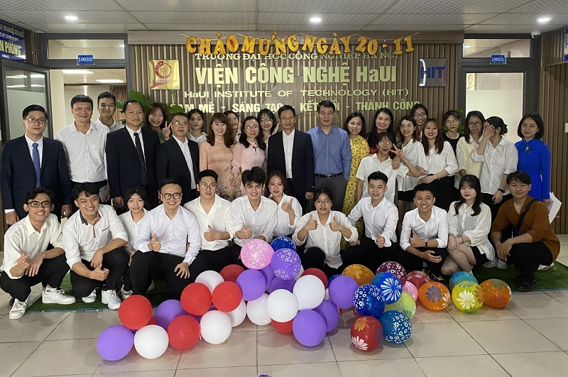 Viện Công nghệ HaUI tổ chức lễ kỷ niệm 40 năm ngày Nhà giáo Việt Nam 20 -11
