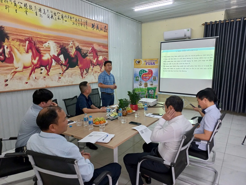 Viện Công nghệ HaUI tổ chức Hội thảo khoa học về sản xuất thử nghiệm phân bón hữu cơ vi sinh nhả chậm tại thực địa