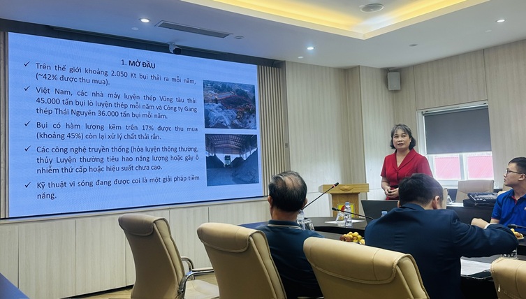 Hội thảo khoa học giới thiệu công nghệ vi sóng thu hồi kẽm từ phế thải