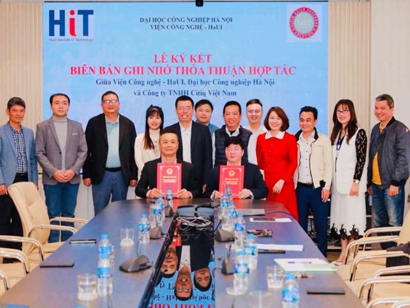 Lễ ký kết Biên bản ghi nhớ hợp tác về Khoa học và Chuyển giao công nghệ giữa Viện Công nghệ - HaUI và Công ty TNHH Citiq Việt Nam