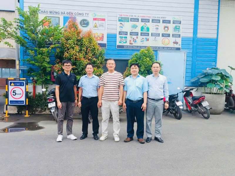 Đoàn công tác Đại học Công nghiệp Hà Nội khảo sát công nghệ dập tấm và năng lực thiết kế, chế tạo khuôn dập tại các doanh nghiệp phía Nam